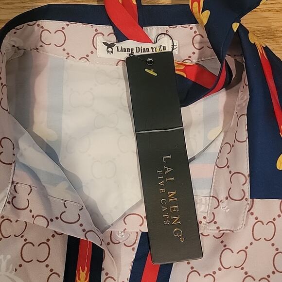 Lai Meng Five Cats. Button Down Blouse with Tie. Size XL. NWT. - Picture 4 of 7